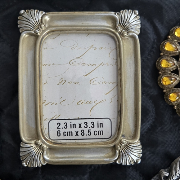 Vintage/MOD Lot Of 11 Small Gallery Picture Frames Metal Ornate Rhinestone Mix - Picture 5 of 9